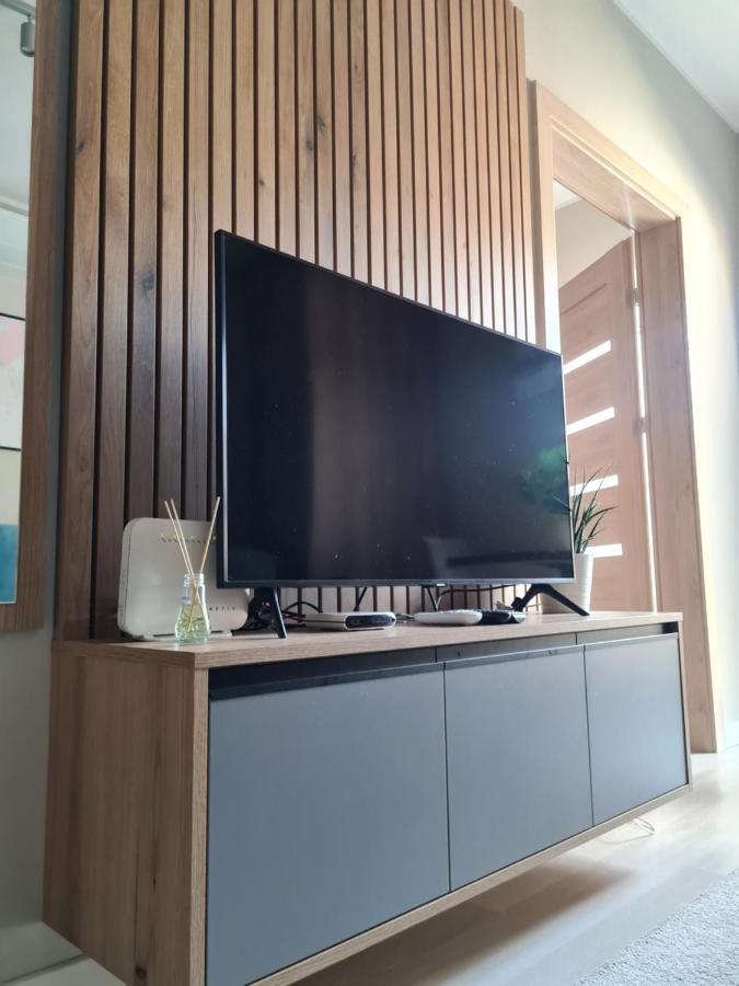 Mostowa 23 Hugo Apartment, Self Check-In 24H, Free Parking, Air-Conditioning Poznan Exterior photo